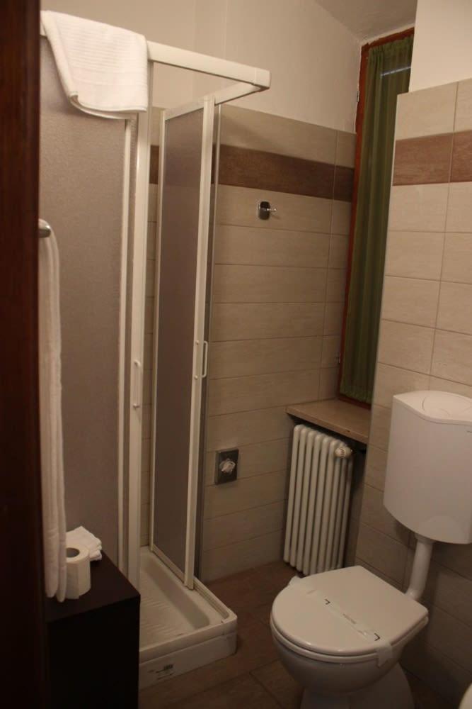 Albergo Ristorante Bismantova Кастельново-не'-Монті Екстер'єр фото