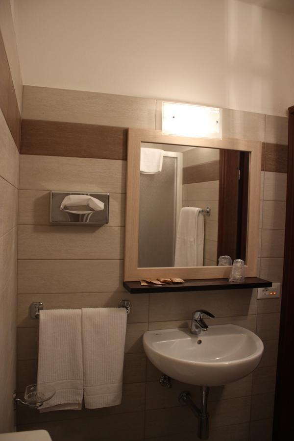 Albergo Ristorante Bismantova Кастельново-не'-Монті Екстер'єр фото